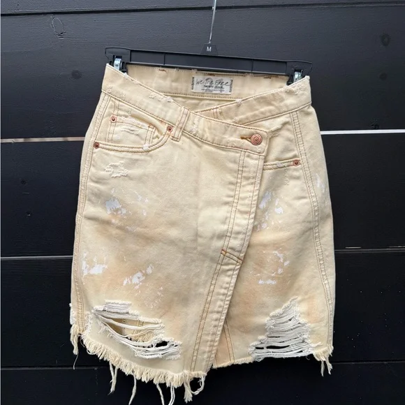 Faux-Wrap Distressed Denim Skirt We The Free - Picture 2 of 4